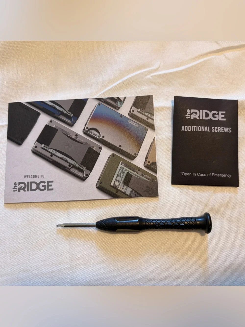 THE RIDGE ALUMINUM BLACK WALLET